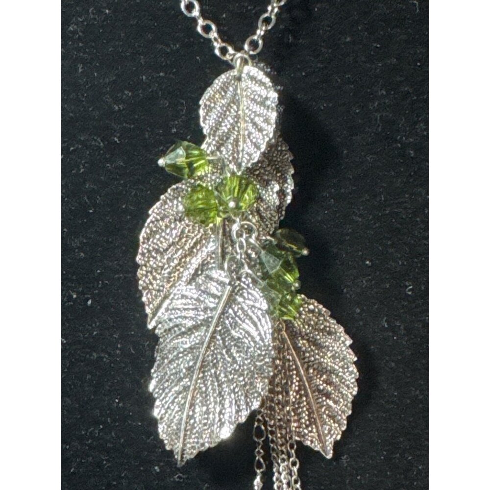 Paparazzi Silver Leaf Necklace & Green Crystal Earrings Set